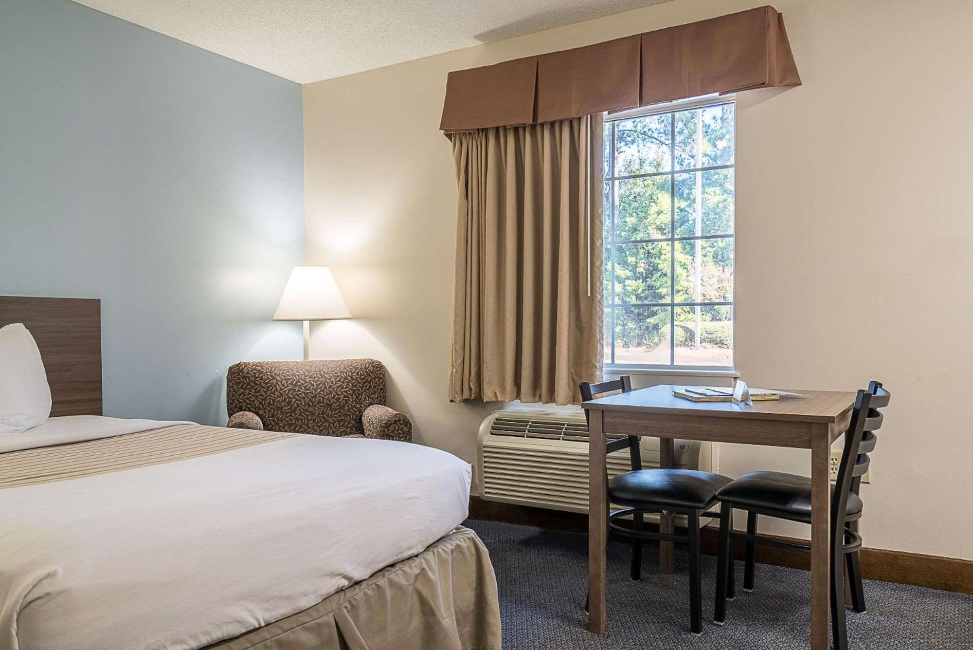 Hotel Suburban Of